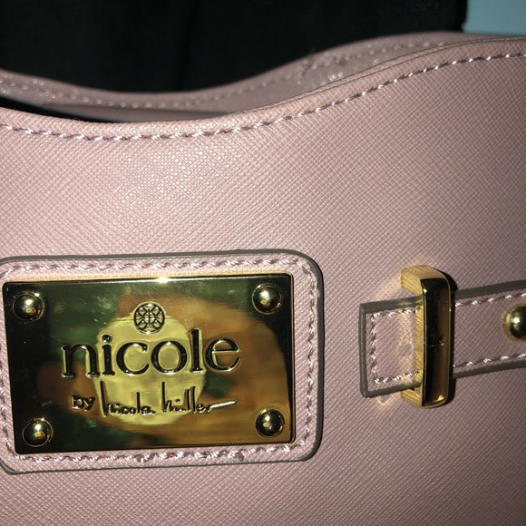 Nicole Purse! - Picture 4 of 4